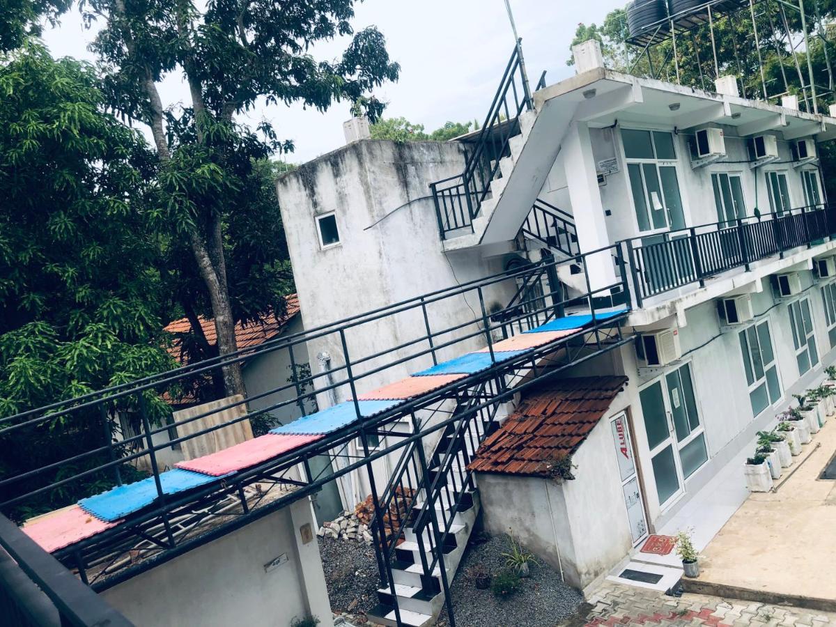 Thisara Pool Resort Kataragama & Yala-Kabiliththa Safari 外观 照片